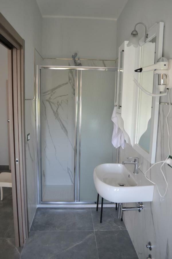 פסקיצ'י Bed And Breakfast Arcobaleno מראה חיצוני תמונה